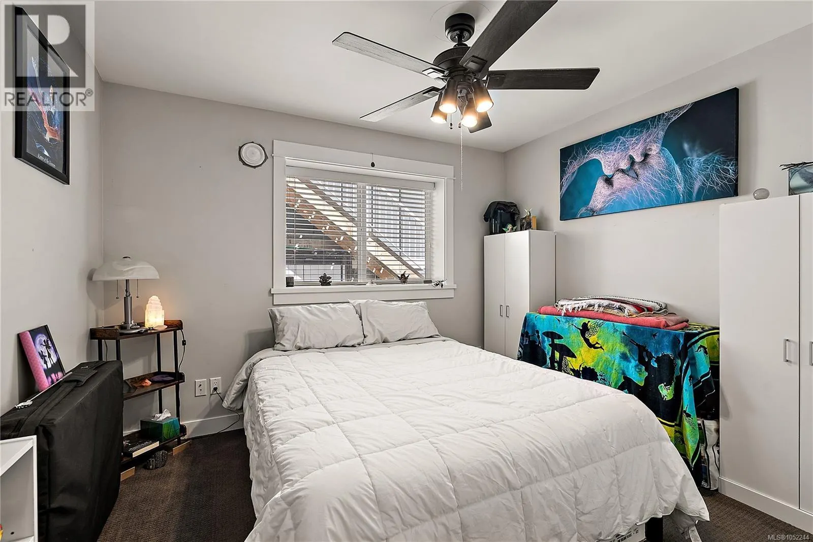 2331 Azurite Cres