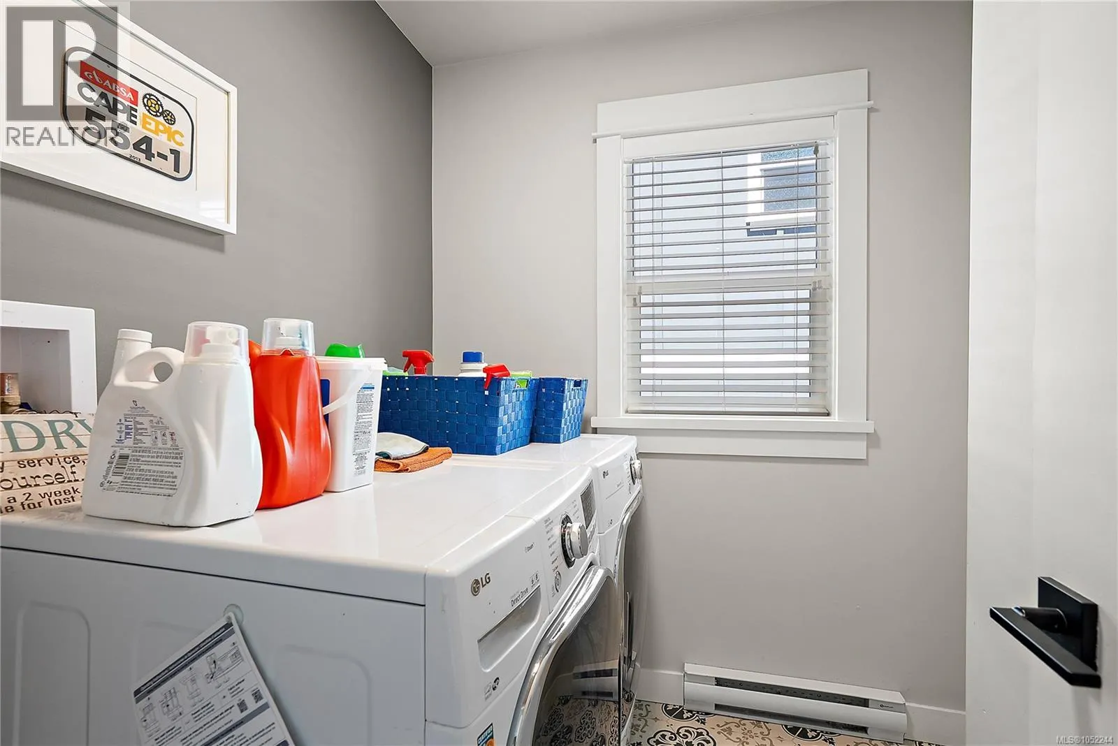 2331 Azurite Cres