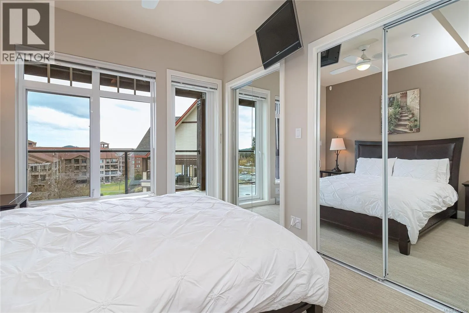302 1395 Bear Mountain Pkwy
