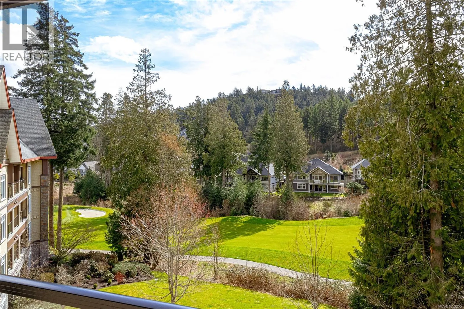 302 1395 Bear Mountain Pkwy