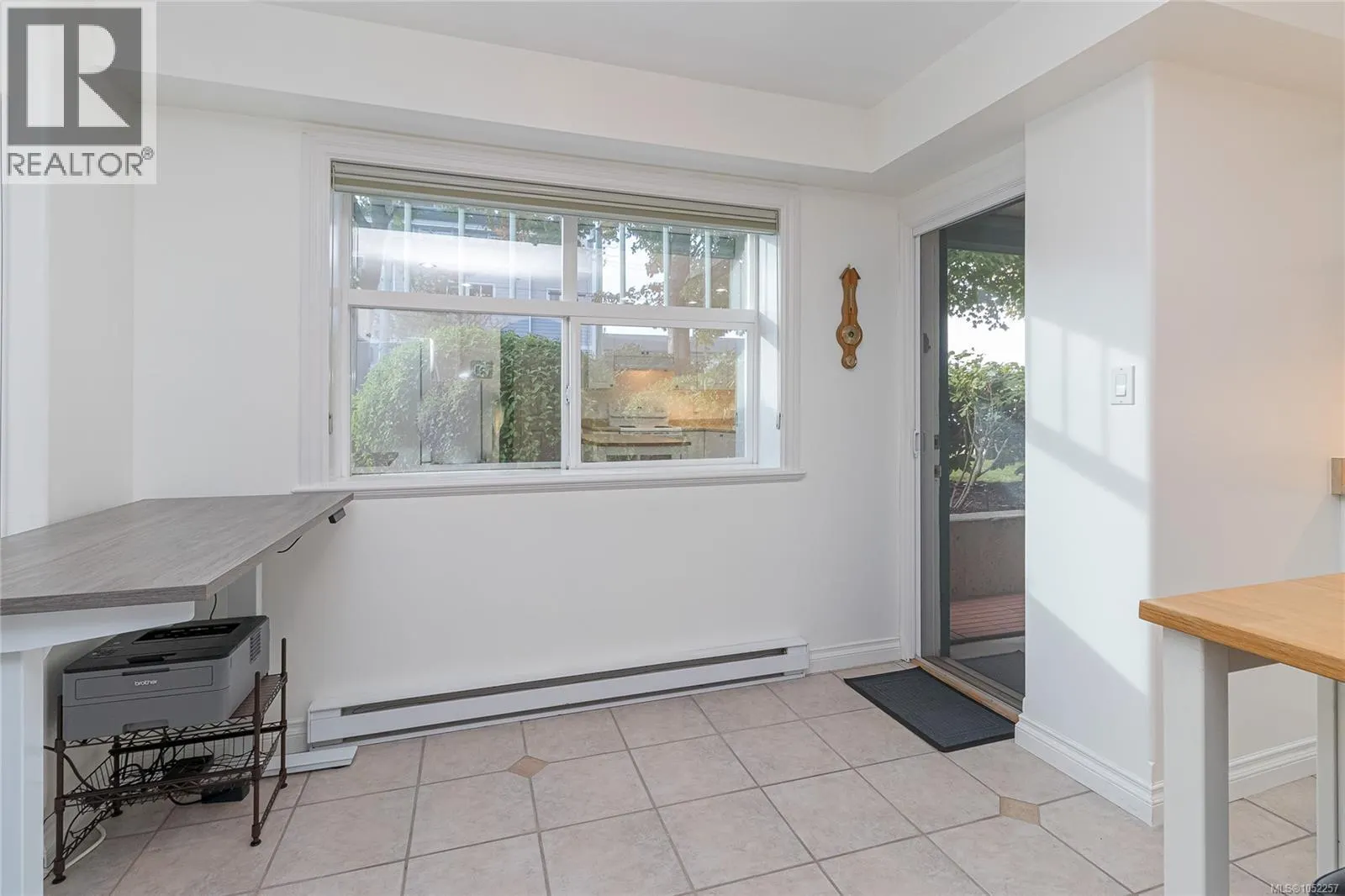 102 2318 James White Blvd