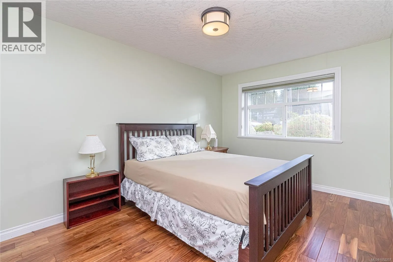 102 2318 James White Blvd
