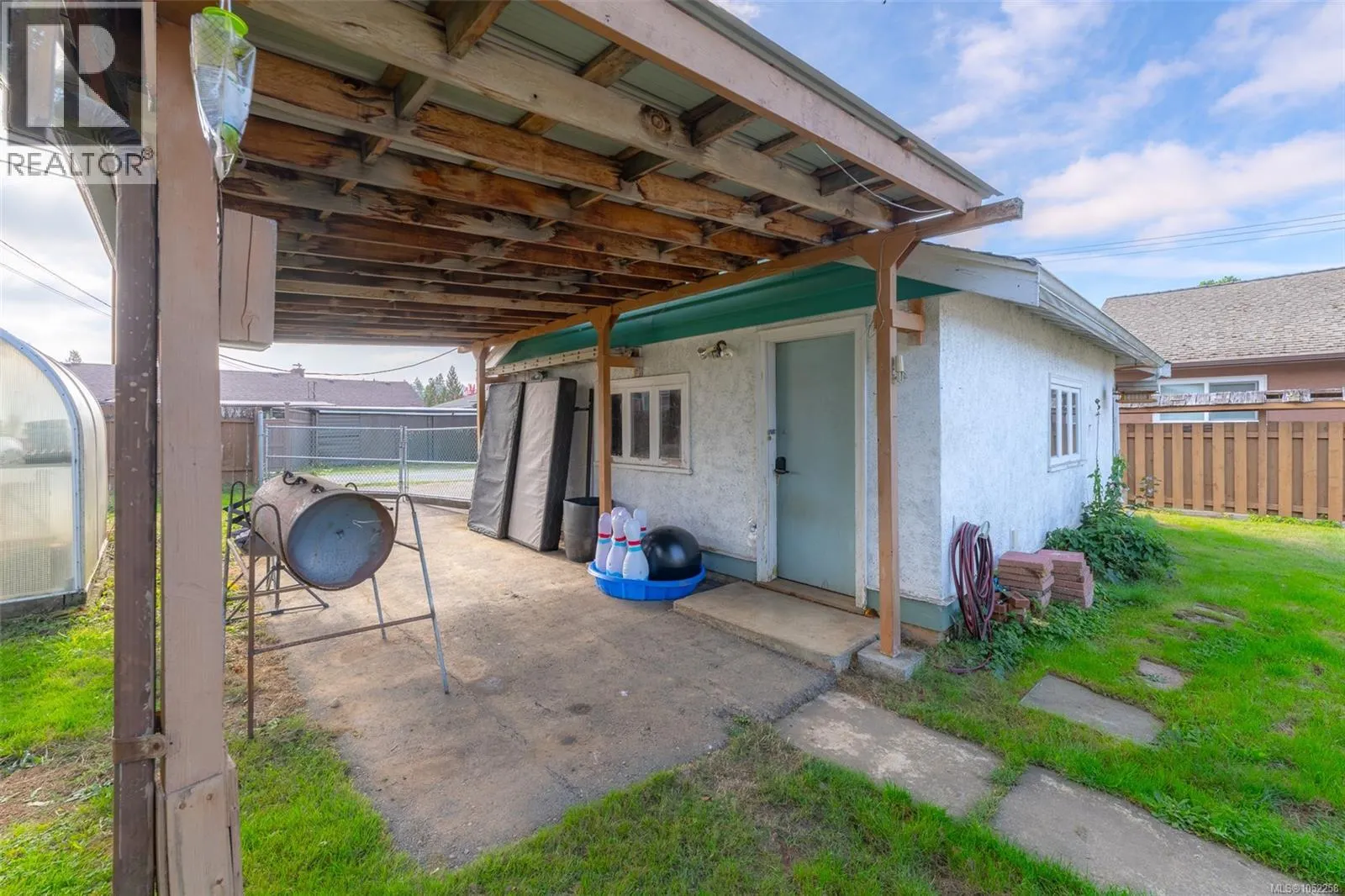 3968 Glenside Rd