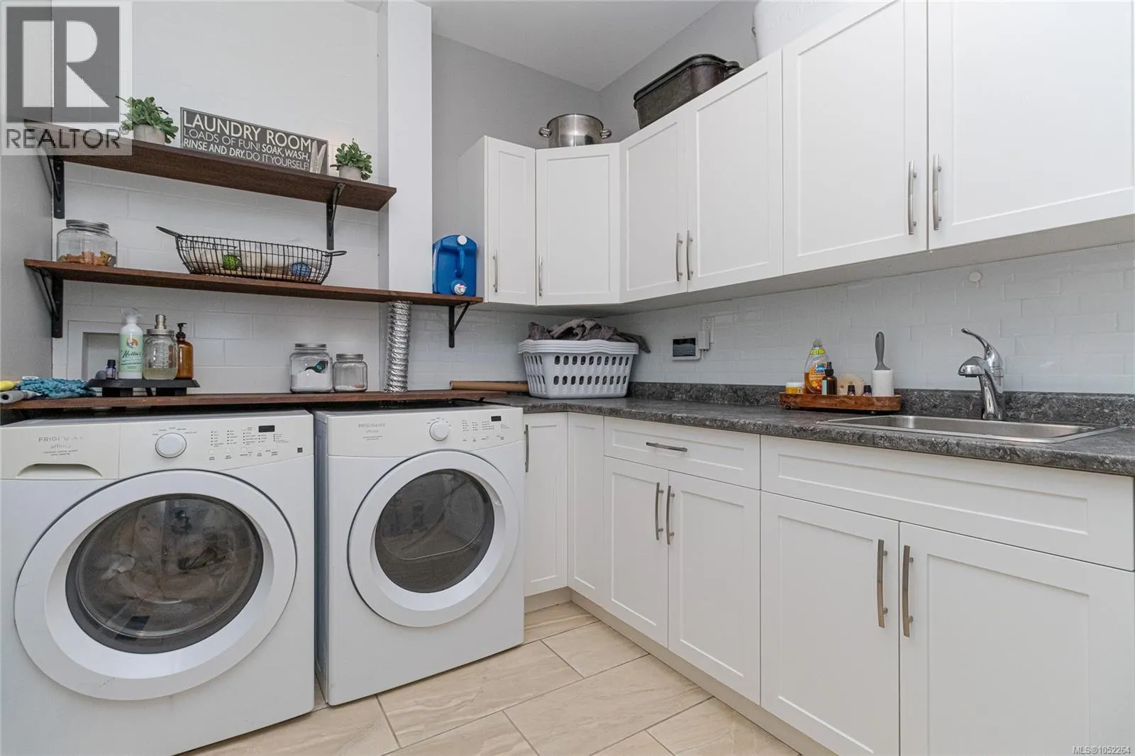 3618 Belsize Close