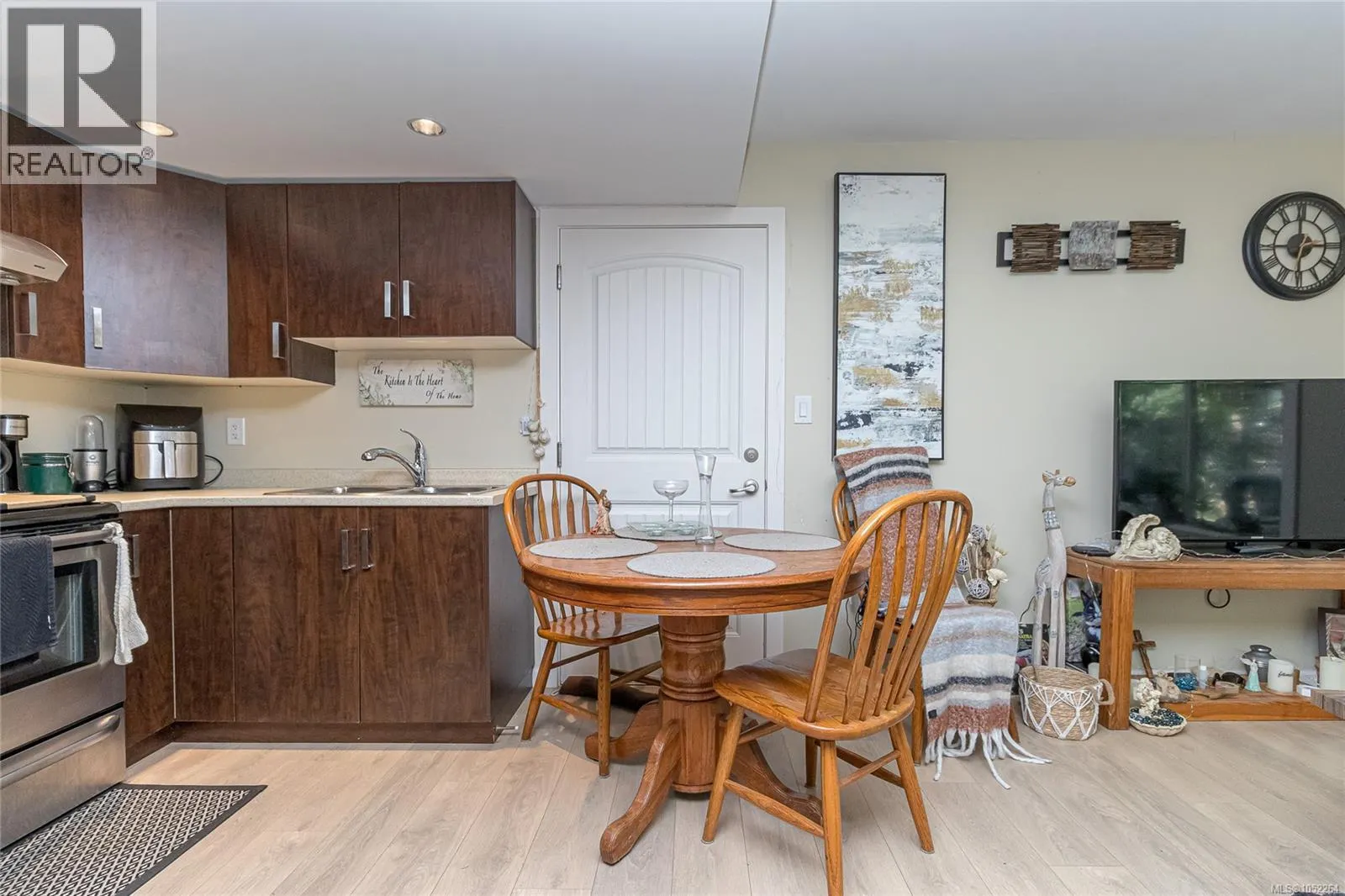3618 Belsize Close