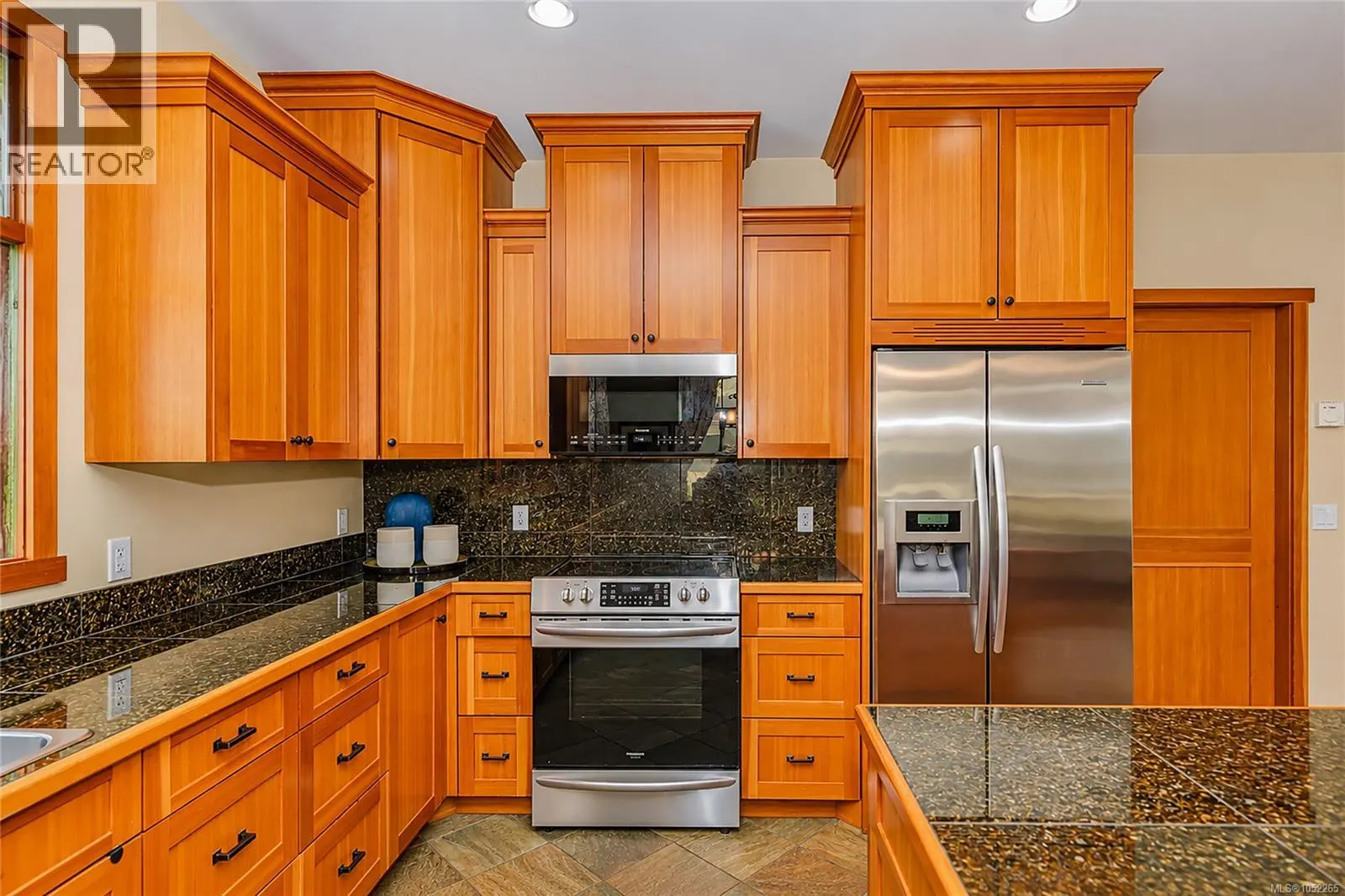 123 Murrelet Pl