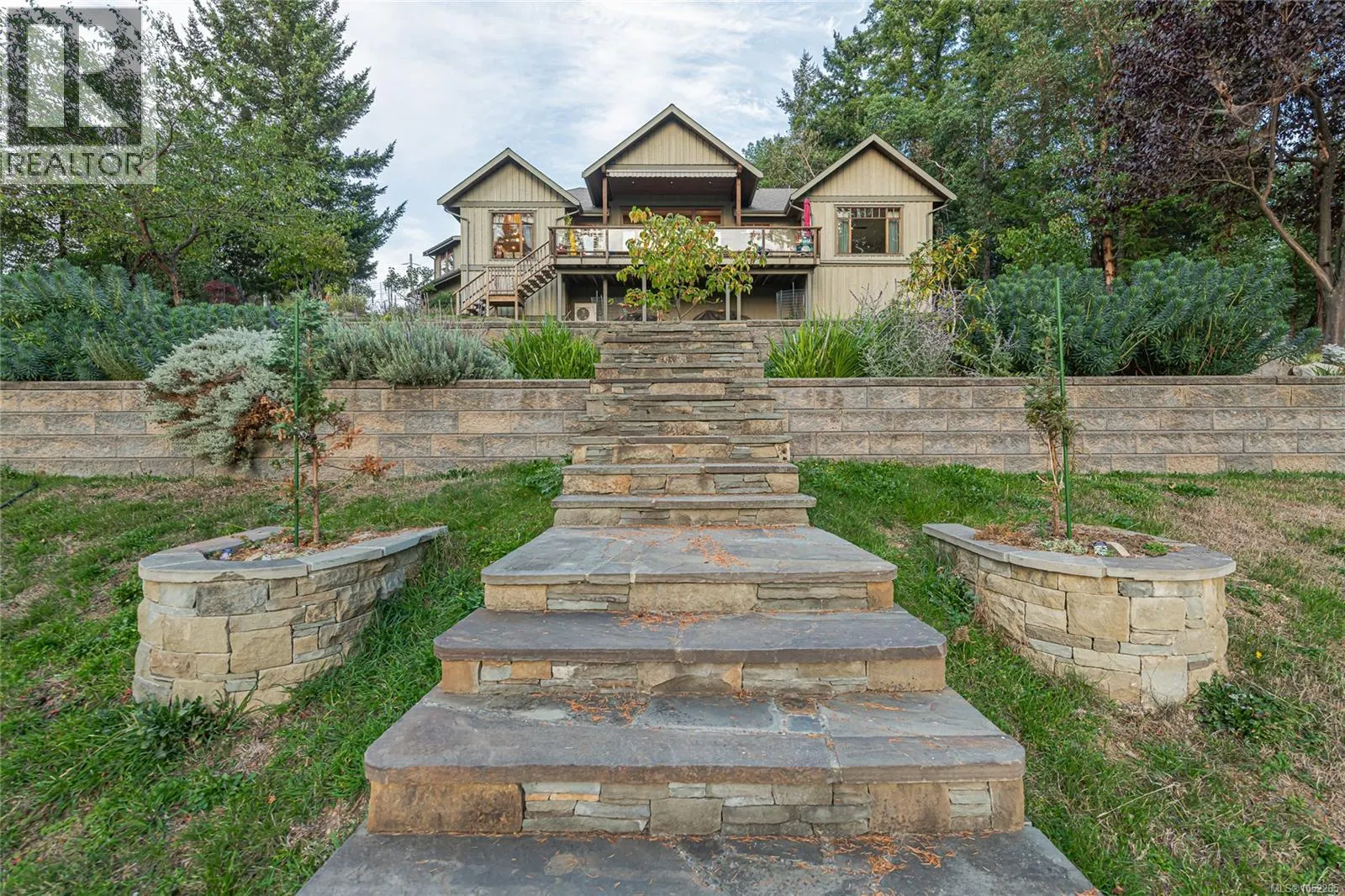 123 Murrelet Pl