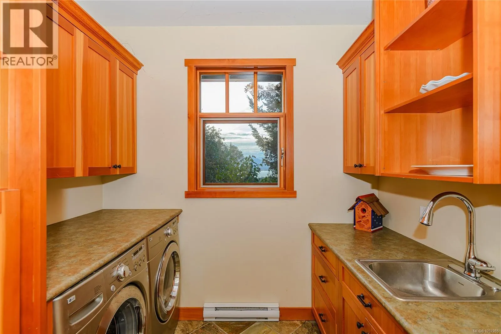 123 Murrelet Pl