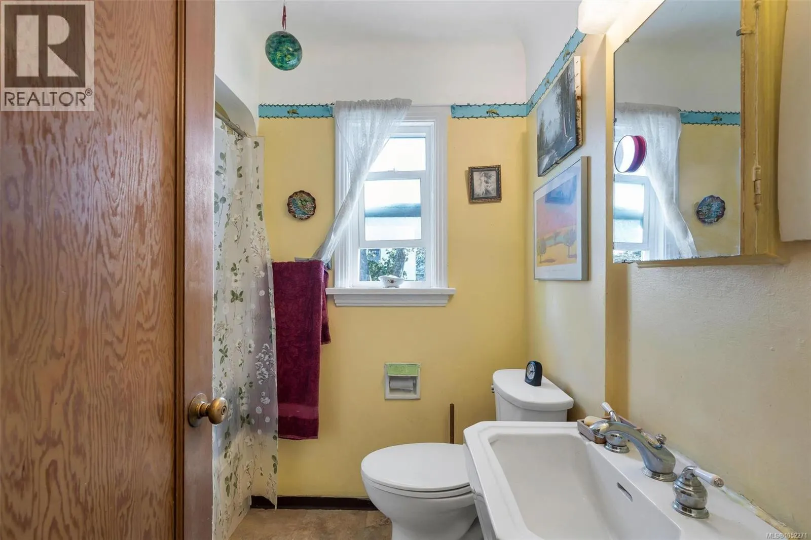 847 Old Esquimalt Rd