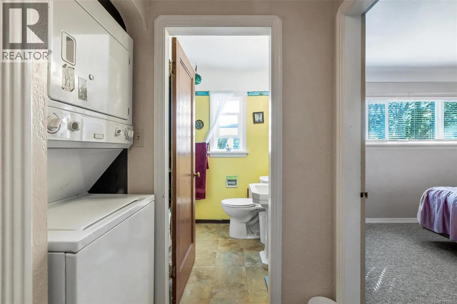 847 Old Esquimalt Rd