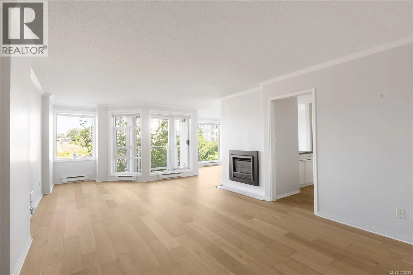 203 11 Cooperage Pl