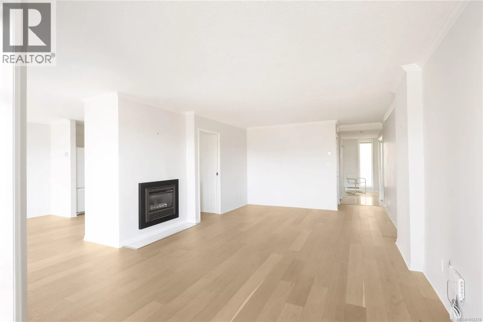 203 11 Cooperage Pl