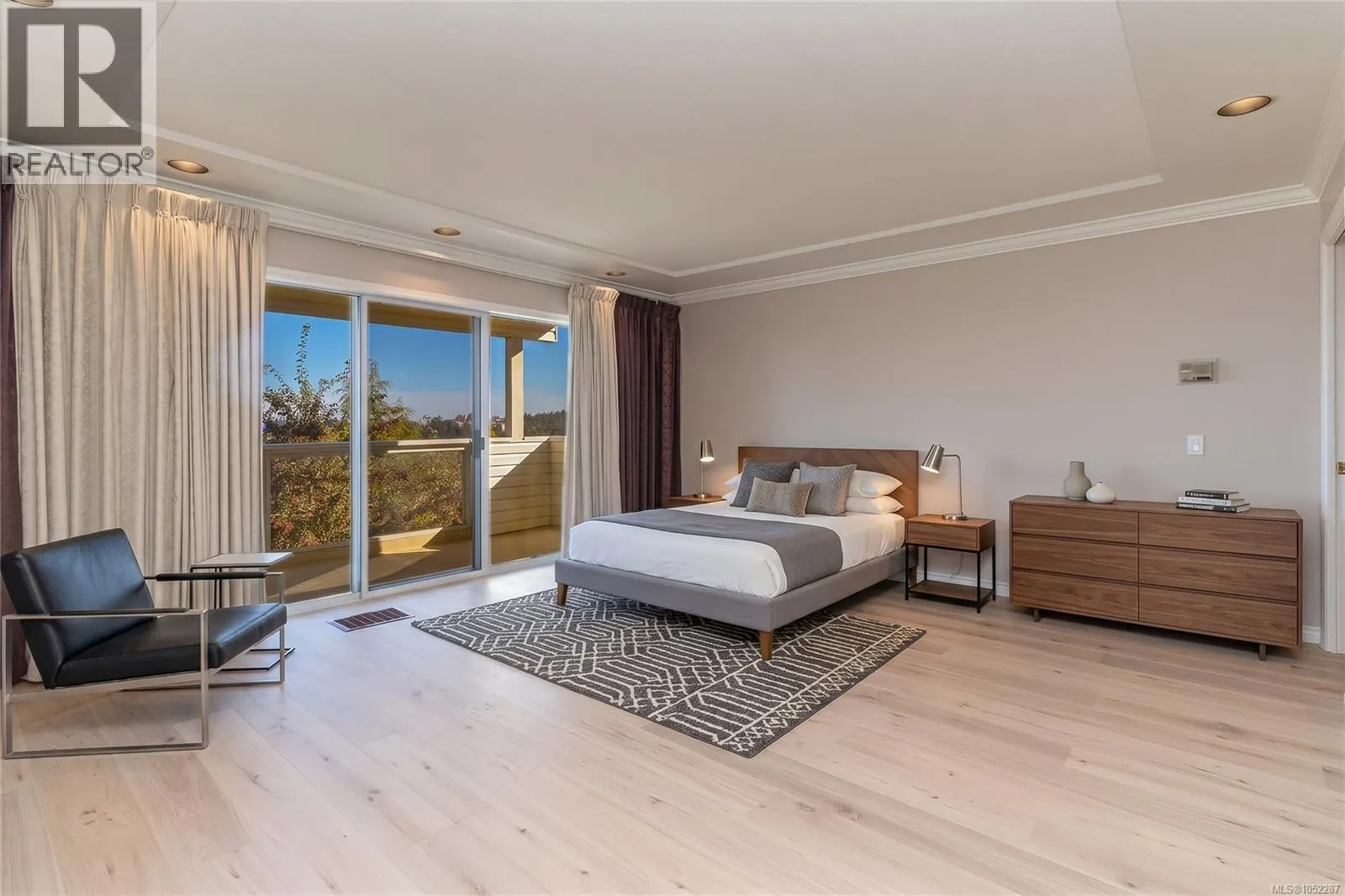 974 Seapearl Pl