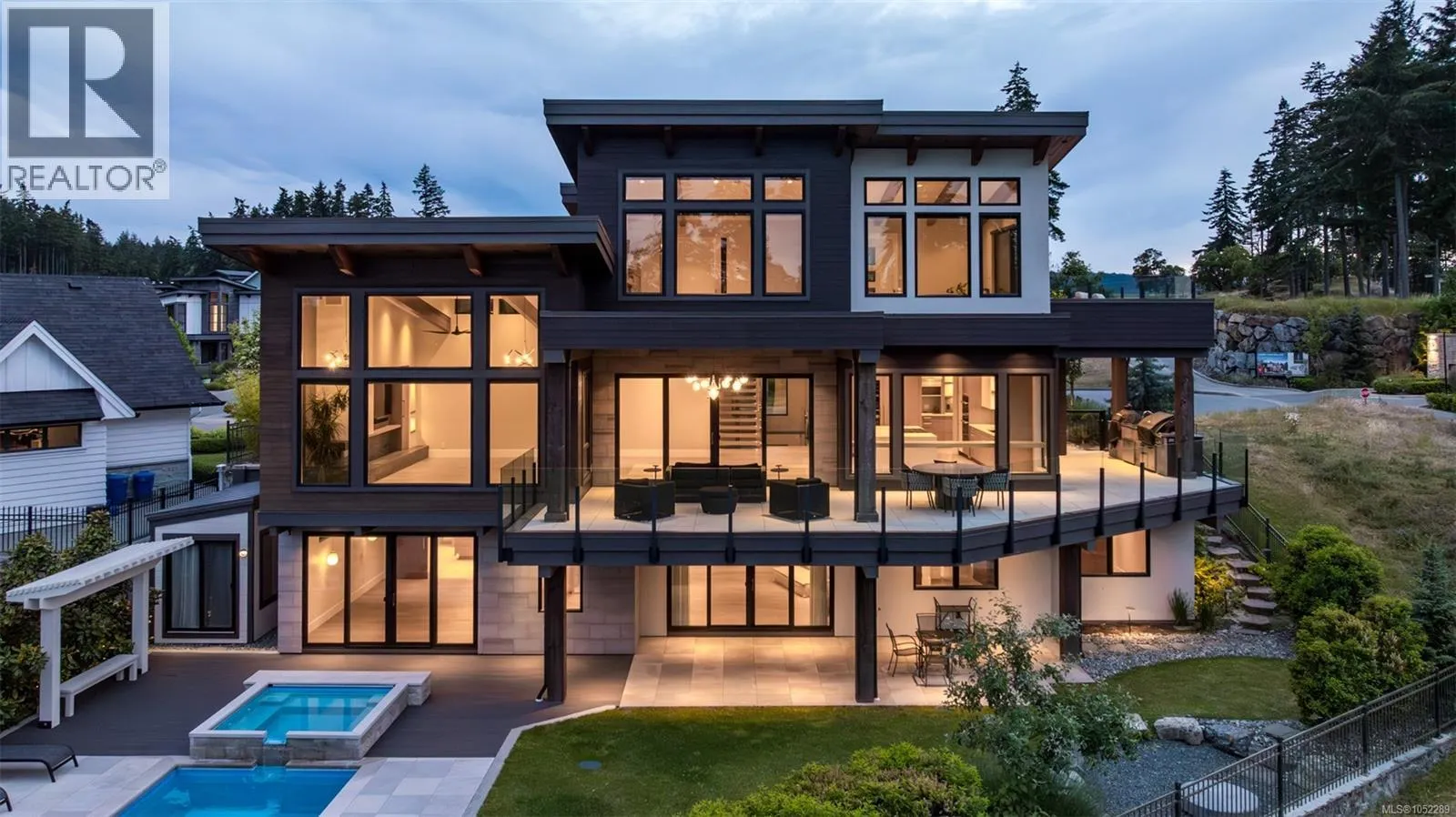 2022 Pebble Dr
