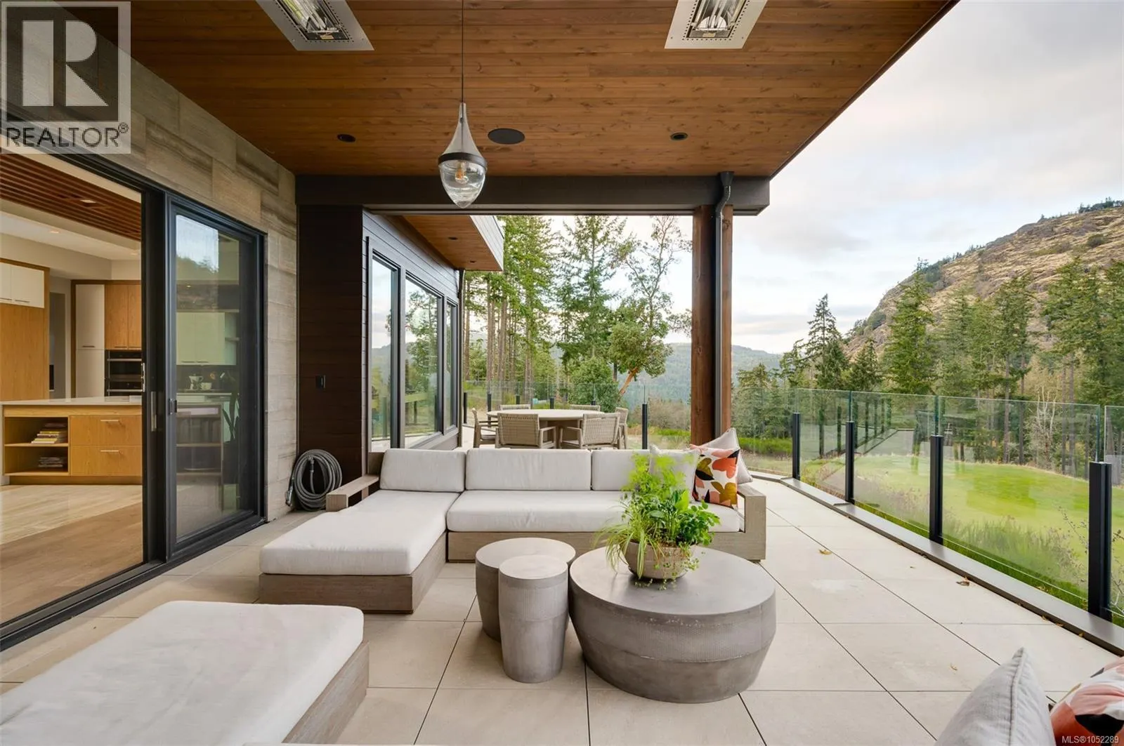 2022 Pebble Dr