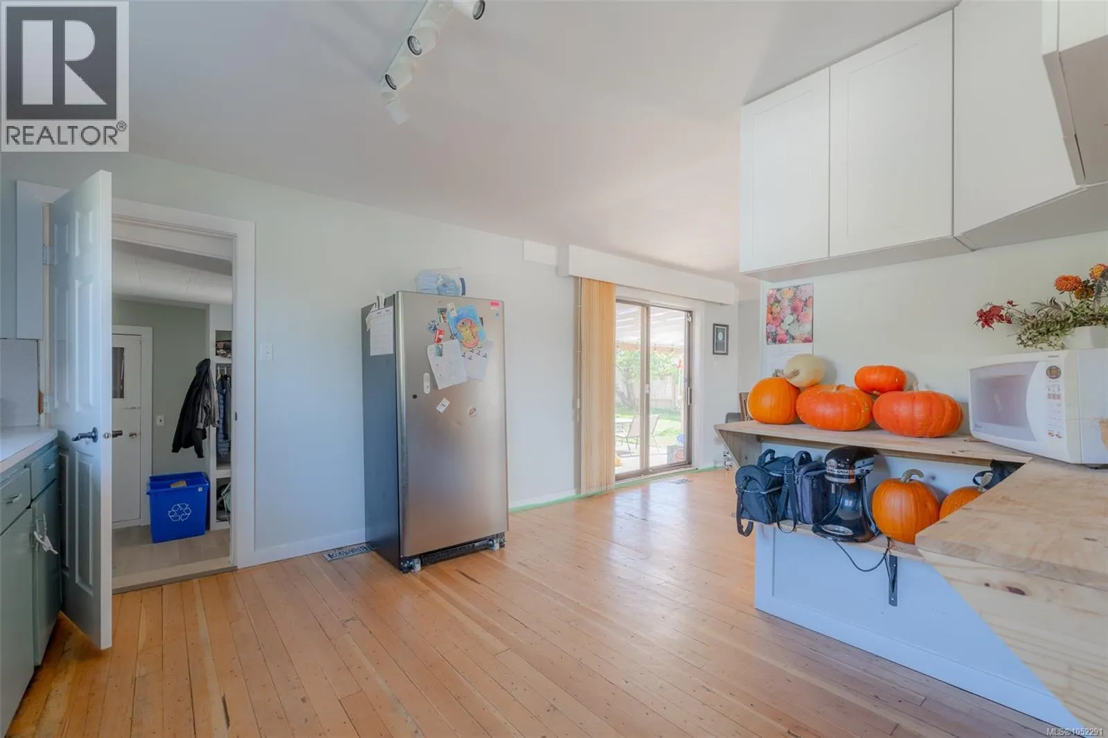 4891 David St