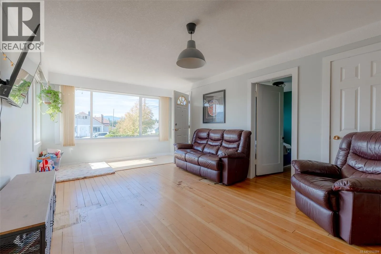 4891 David St