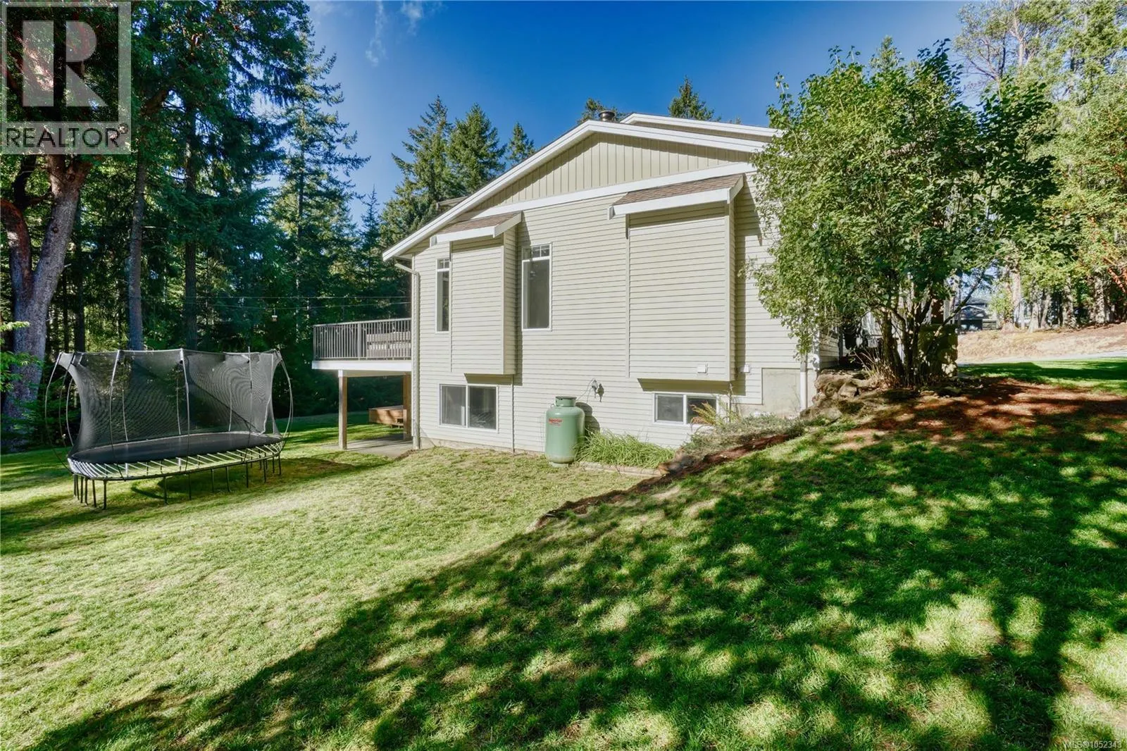 2995 Wild Rose Blvd