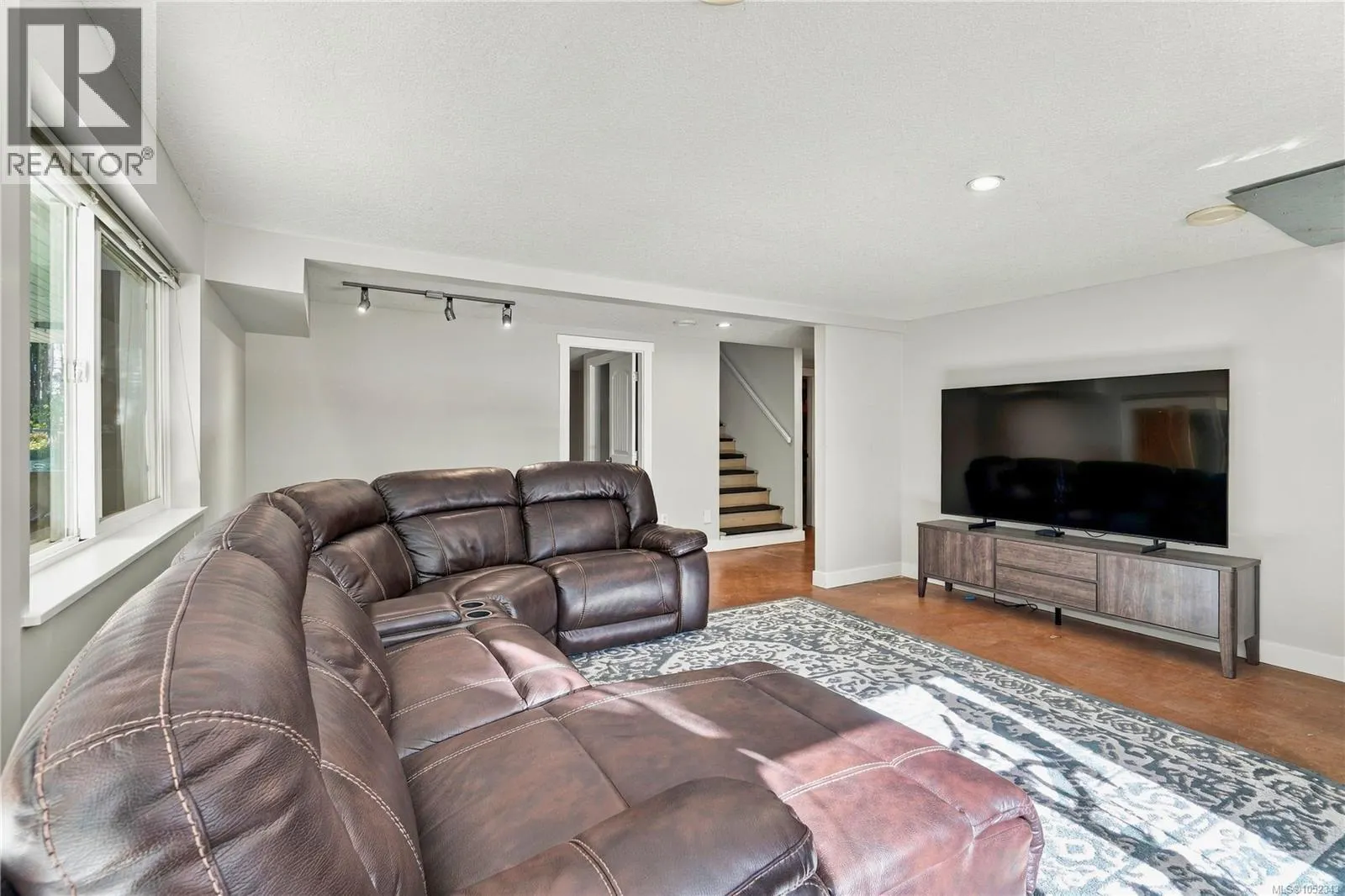 2995 Wild Rose Blvd