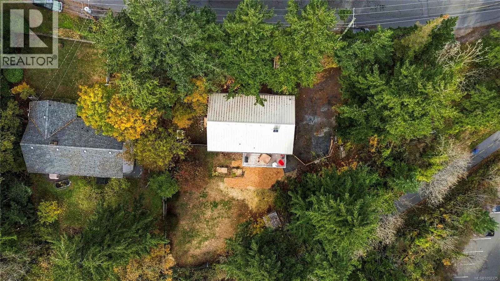 1025 Greenridge Cres
