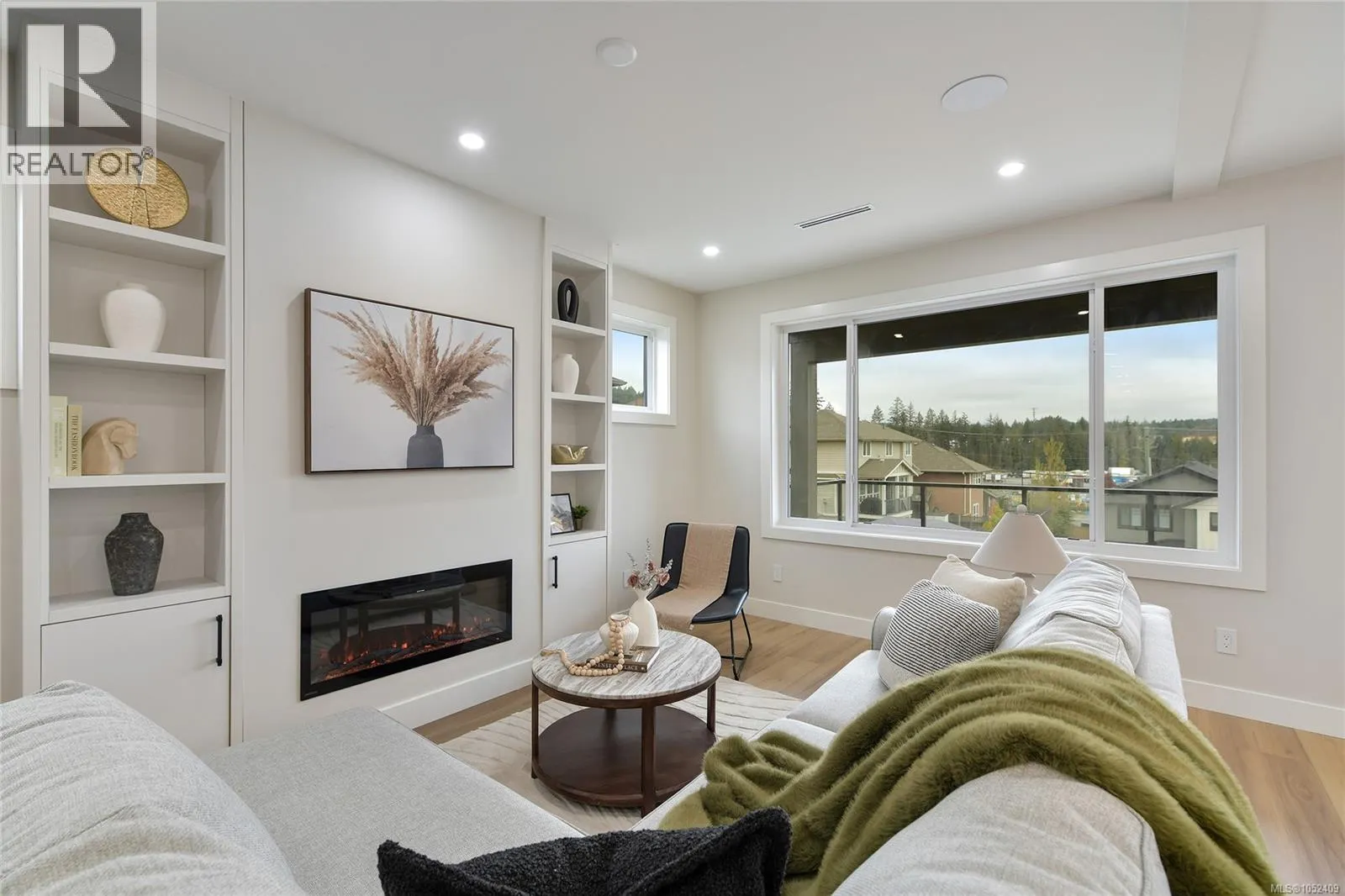 780 Plover Crt