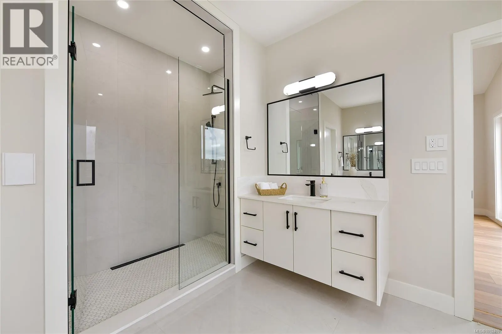 780 Plover Crt