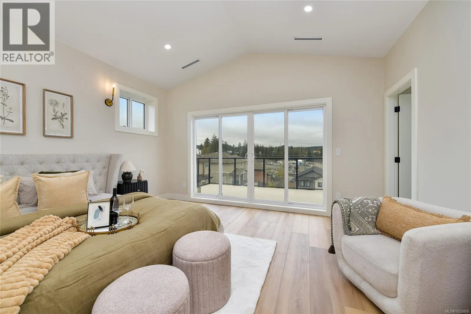 780 Plover Crt