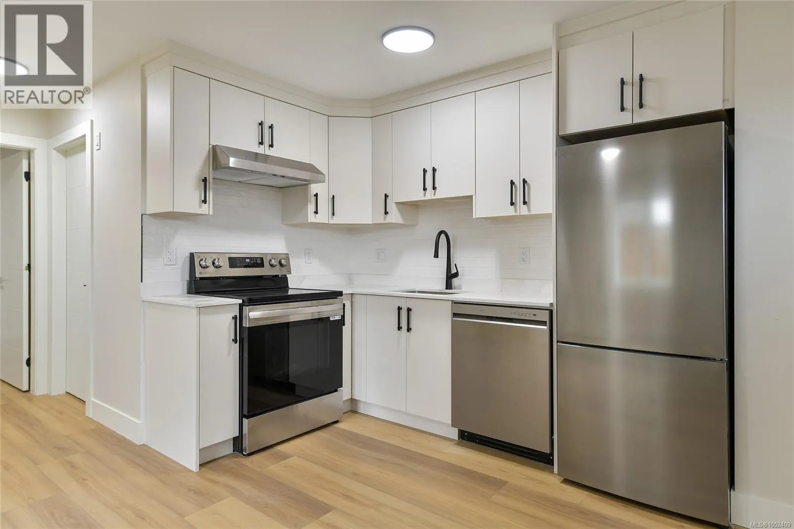 780 Plover Crt