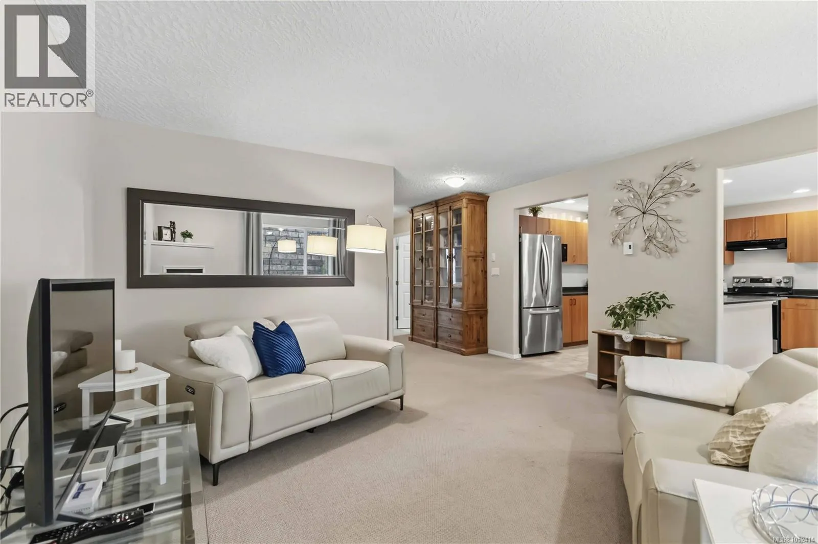 6711 Nott Pl