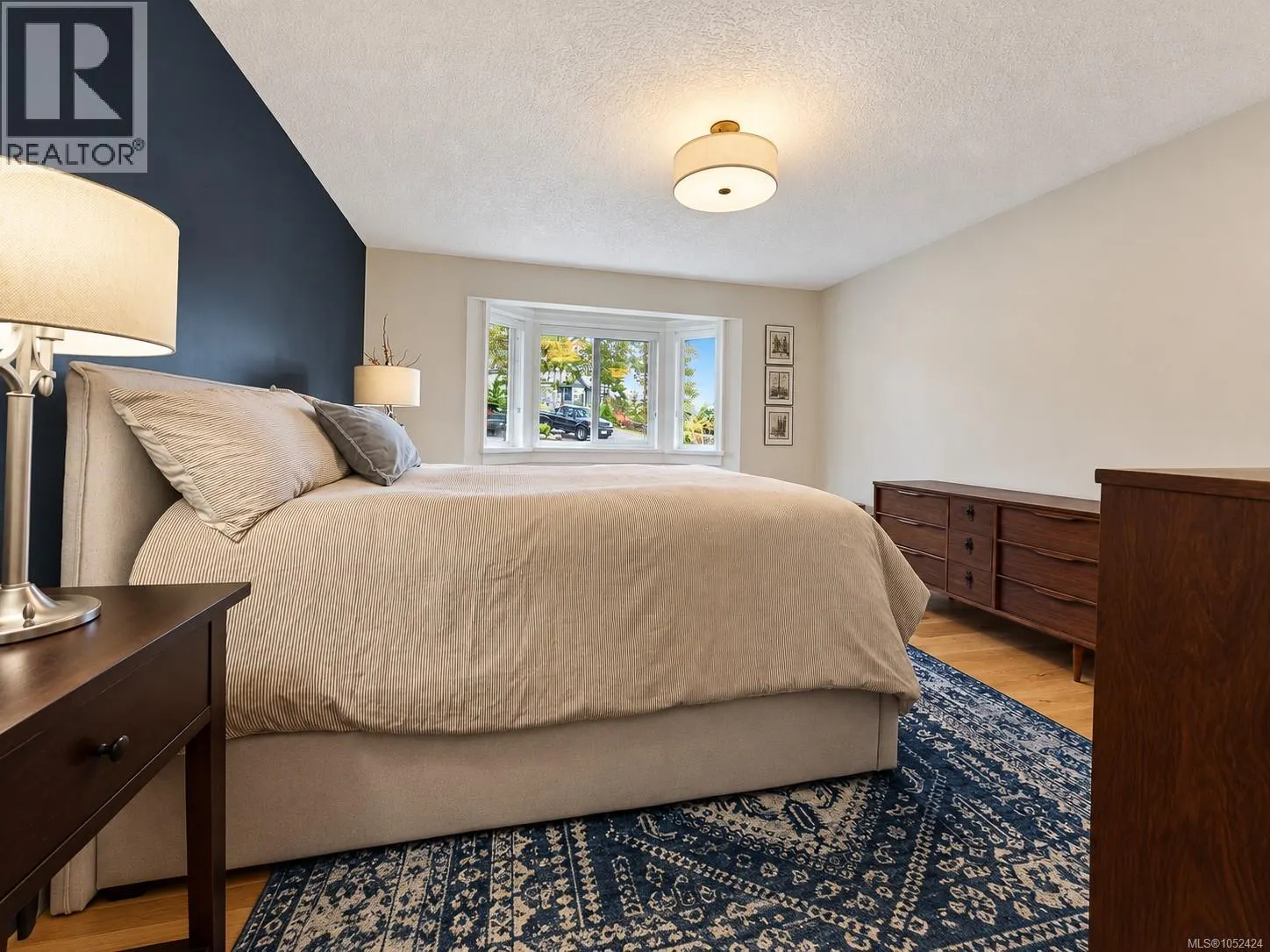 901 Foul Bay Rd