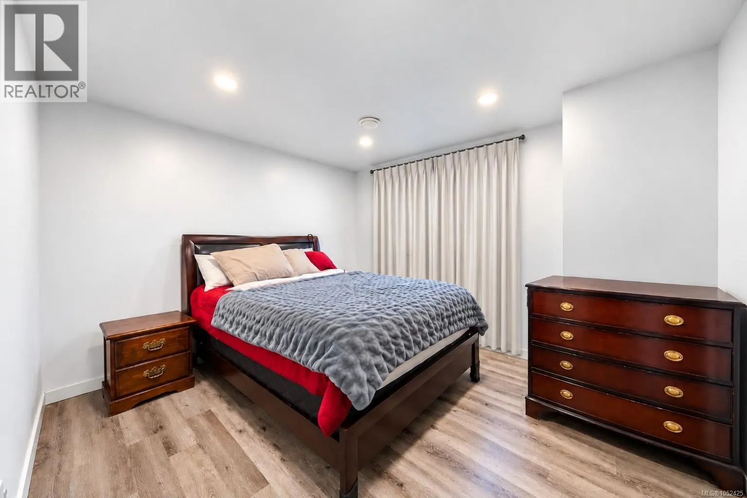 164 Caspian Dr