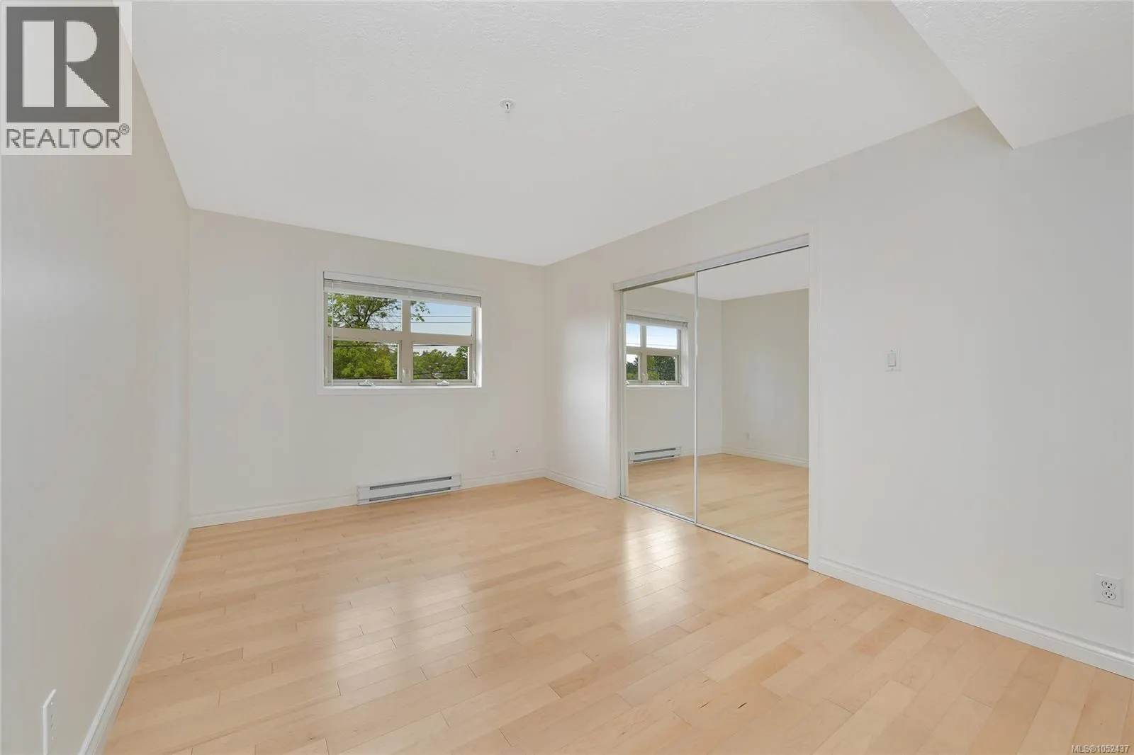 301 1694 Cedar Hill Cross Rd