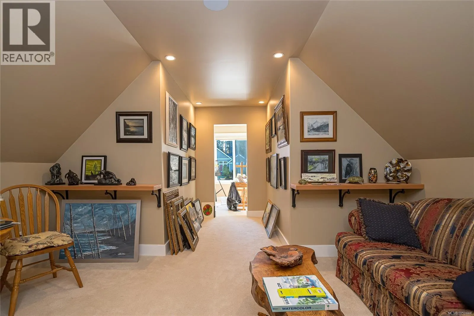 3855 Creekside Dr