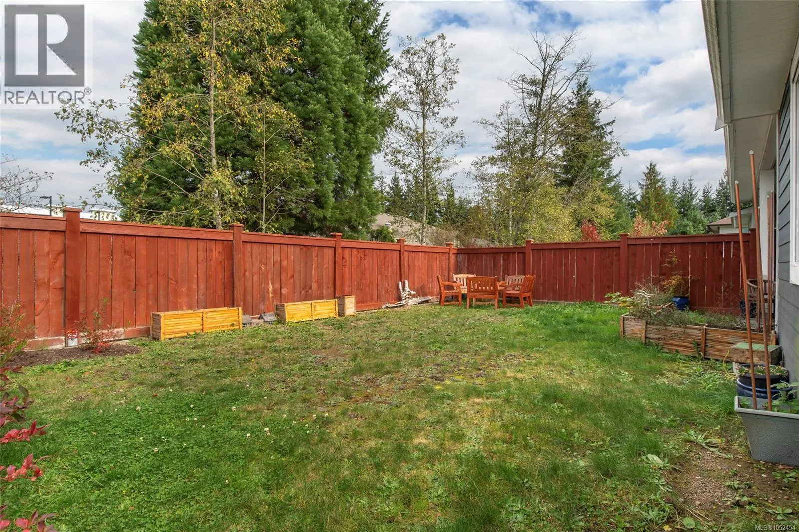 2 200 Nikola Rd