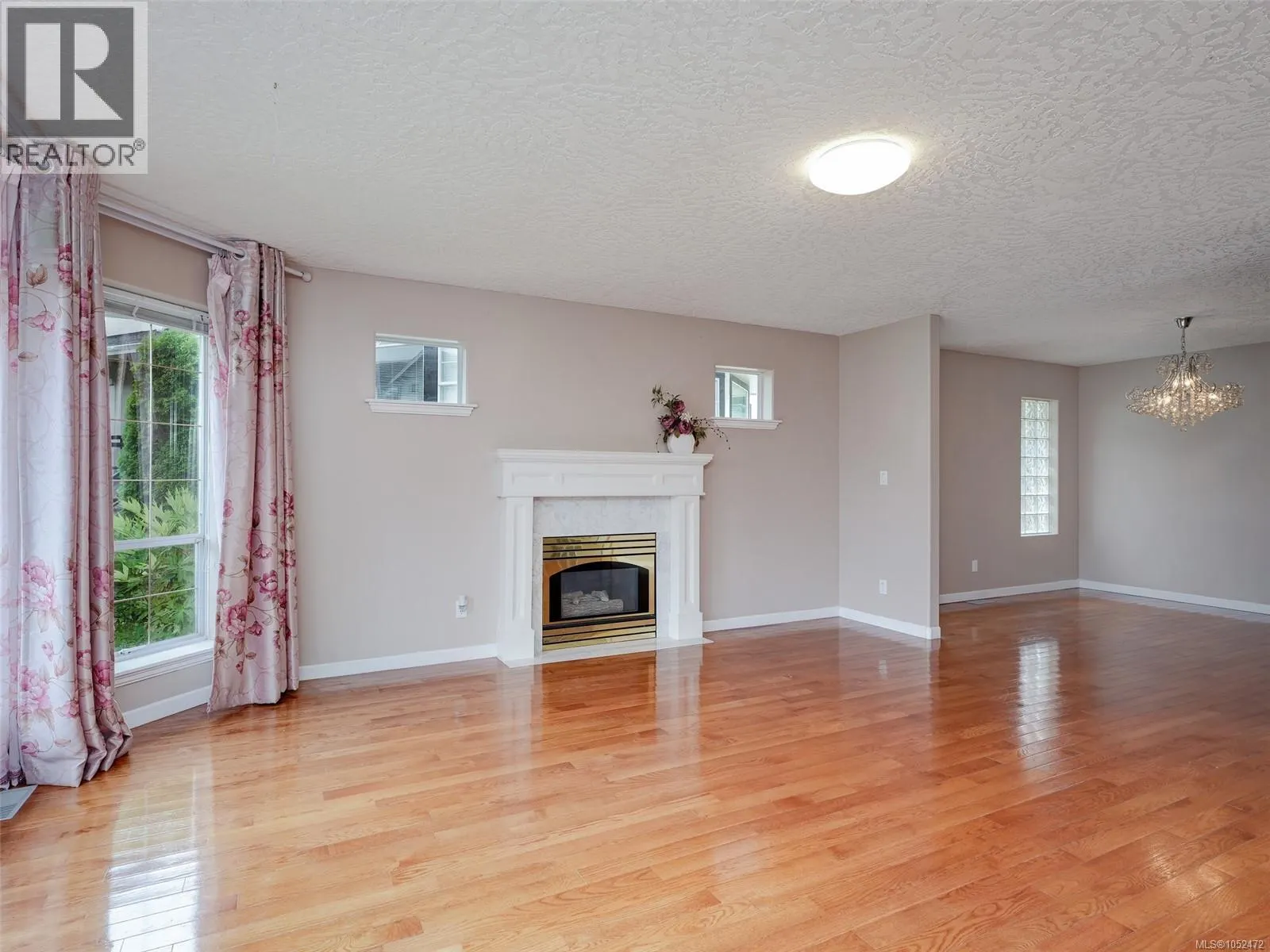 1395 Epsom Close