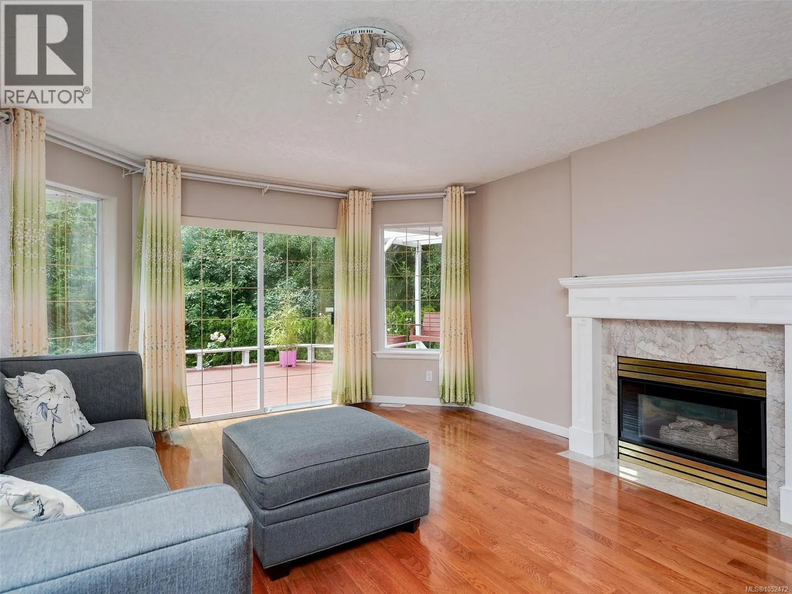 1395 Epsom Close
