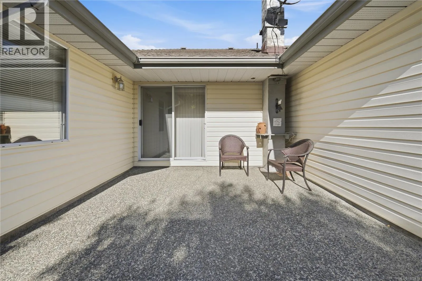 5185 Coach House Dr