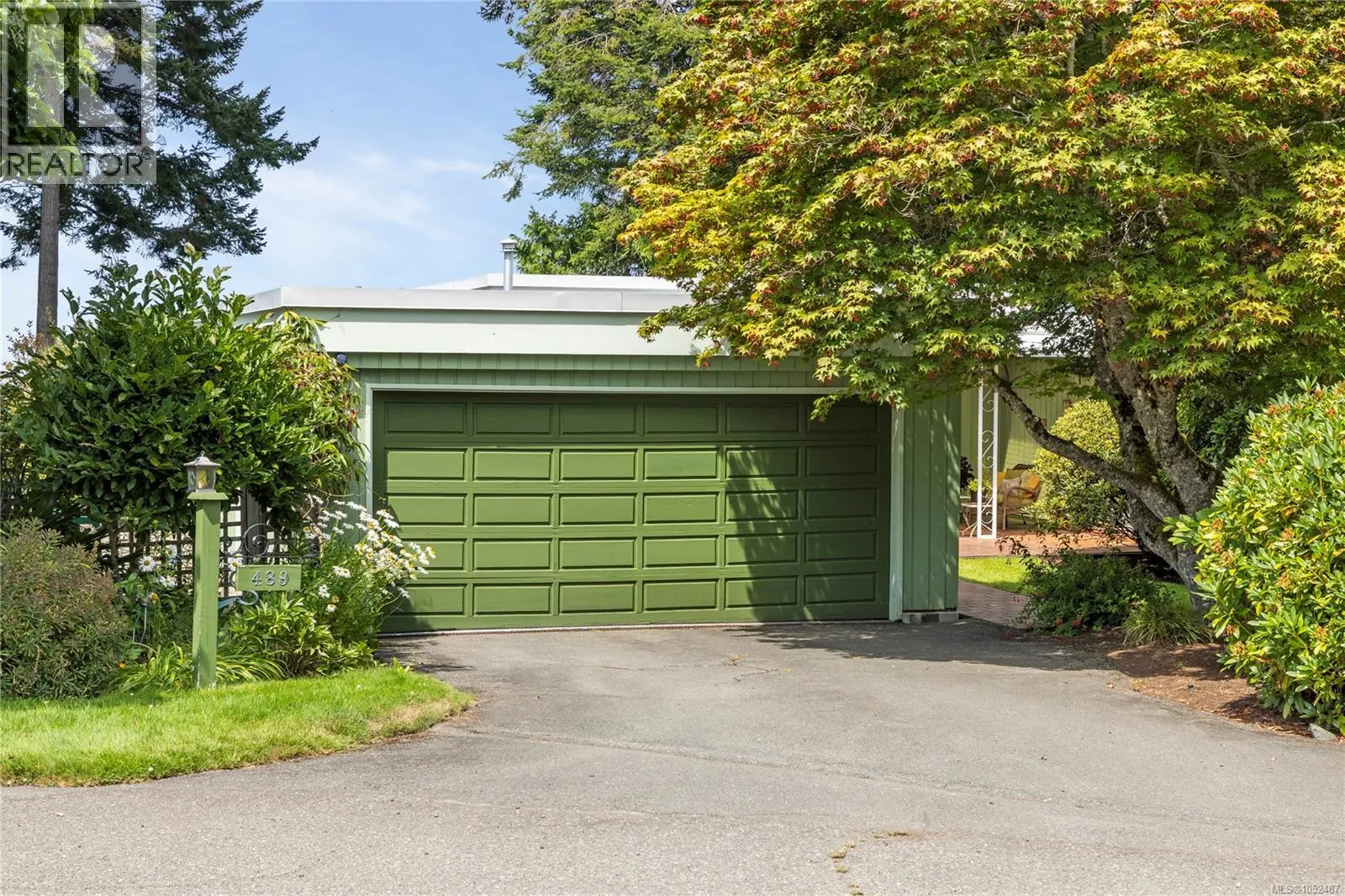 489 Bayview Terr