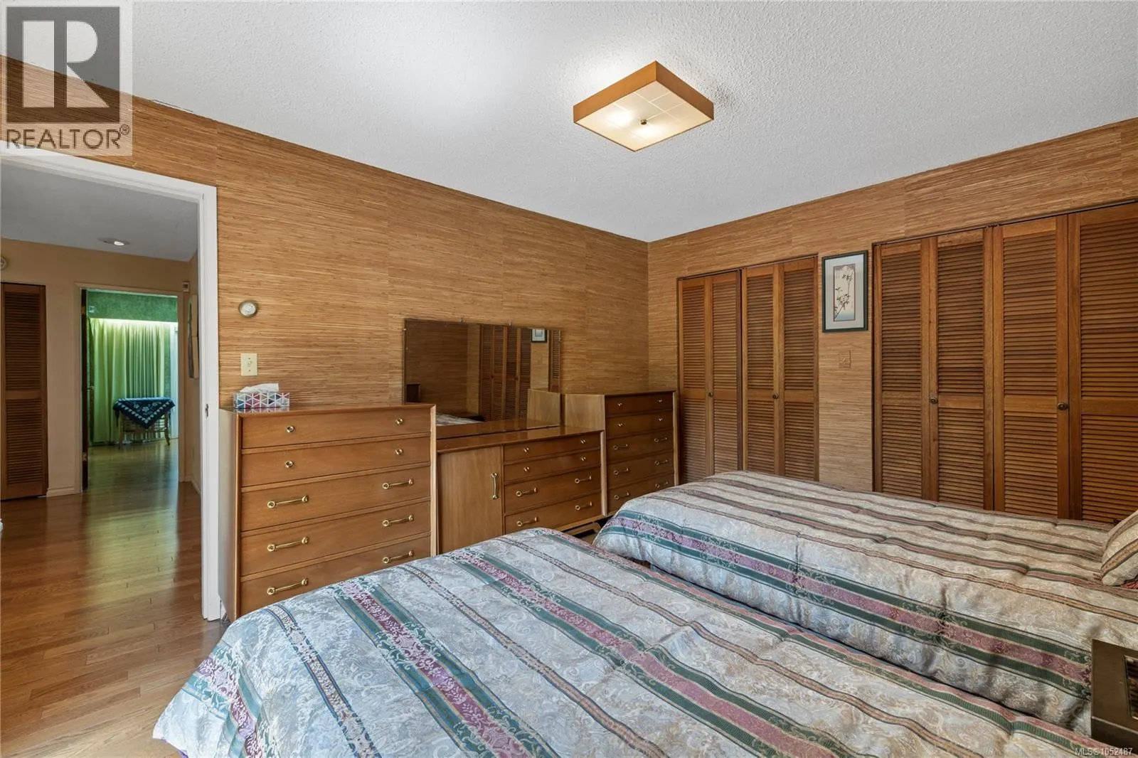 489 Bayview Terr