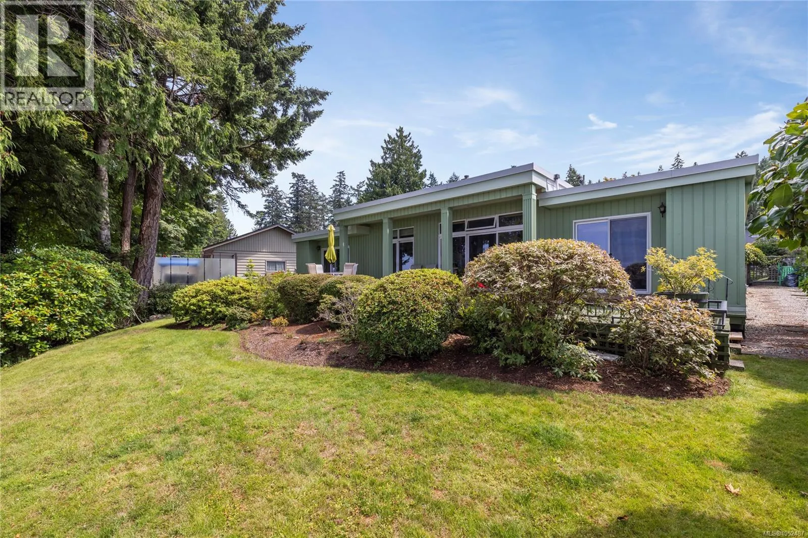 489 Bayview Terr