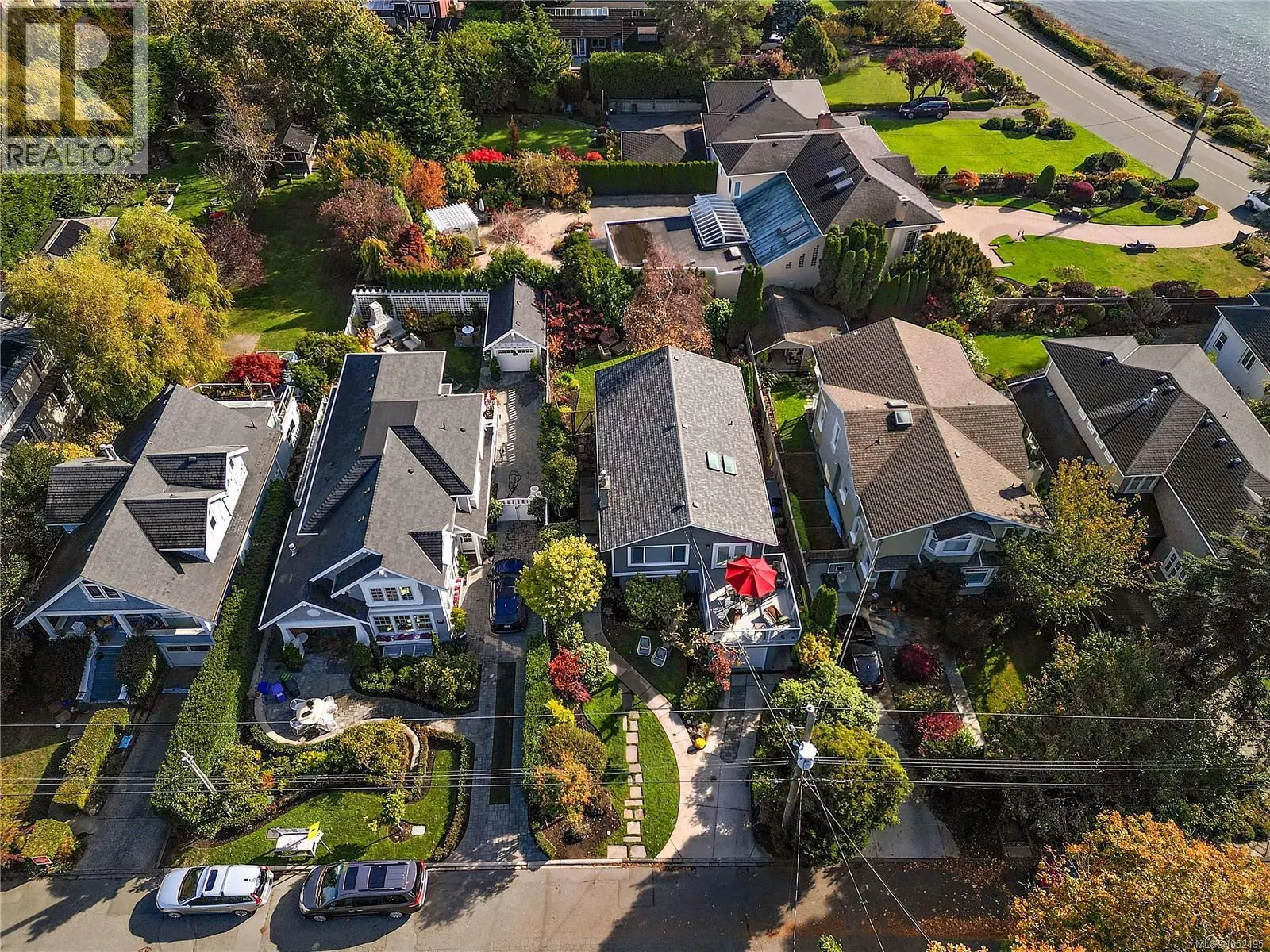 453 Monterey Ave