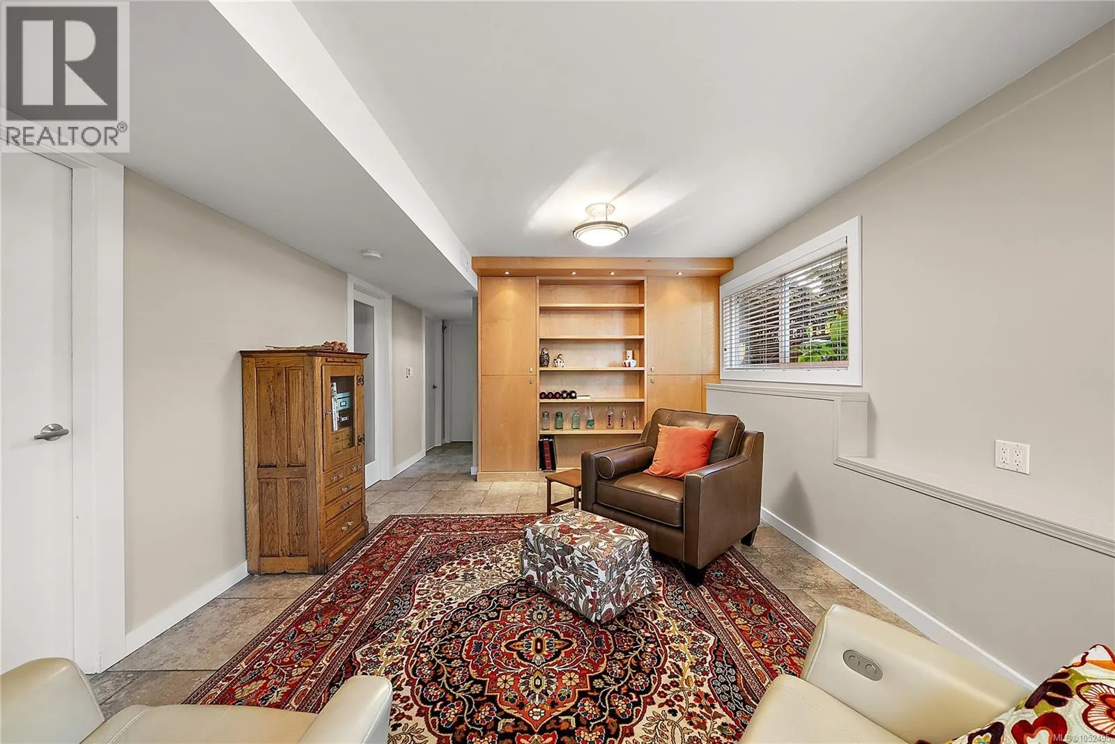 453 Monterey Ave