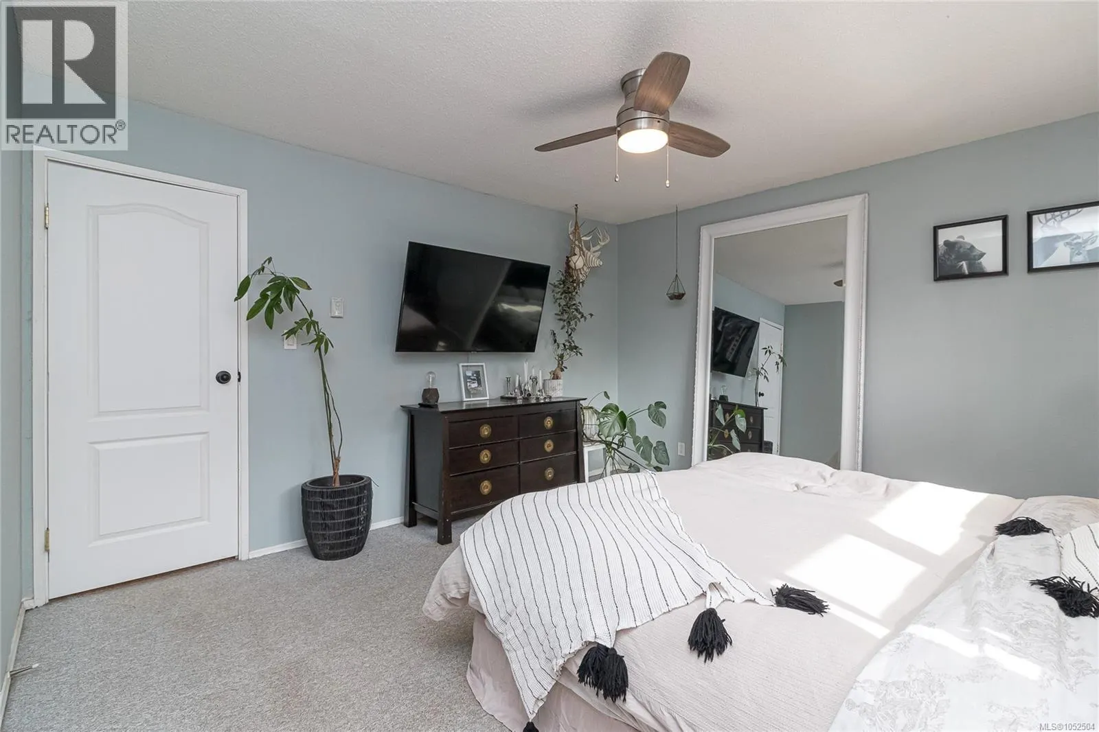 A 416 GAMBLE Pl