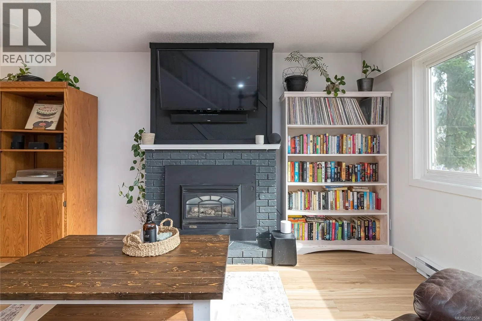 A 416 GAMBLE Pl