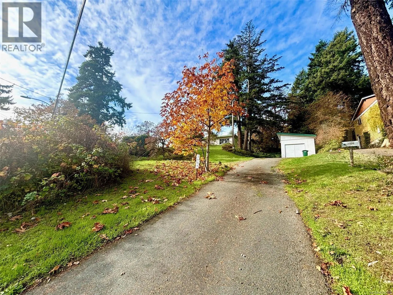 3904 Wilkinson Rd