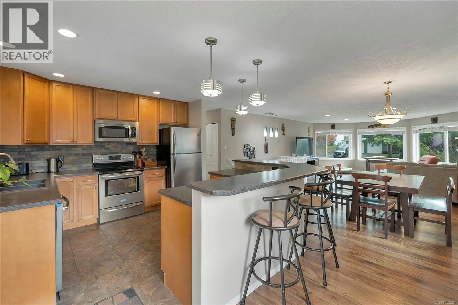 1065 Springbok Rd