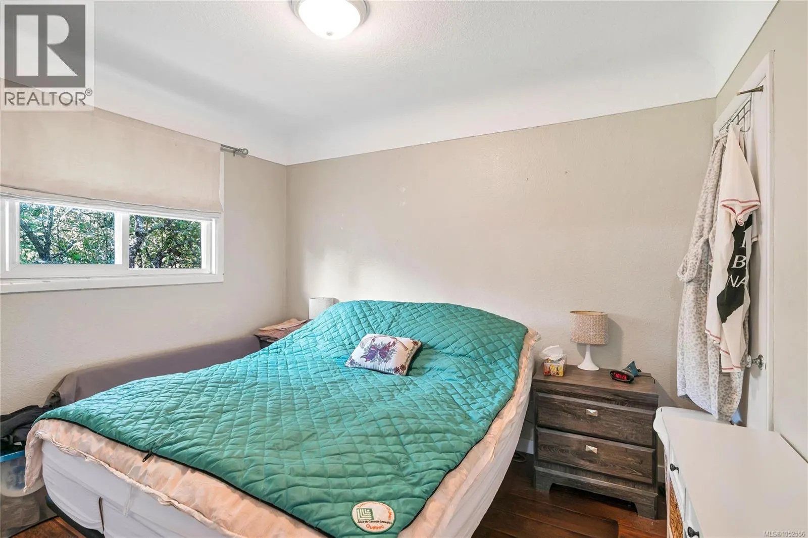 565 Baker St