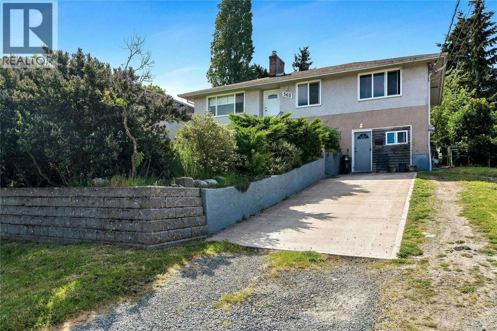 565 Baker St