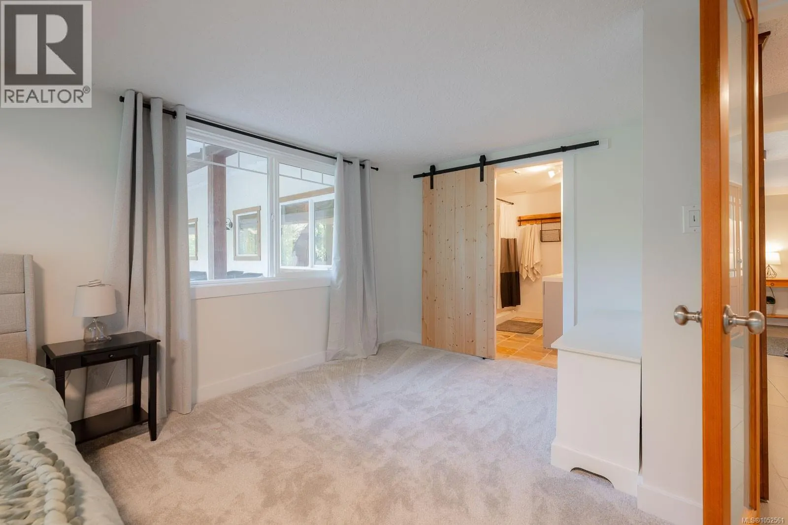 1035 Briarwood Cres