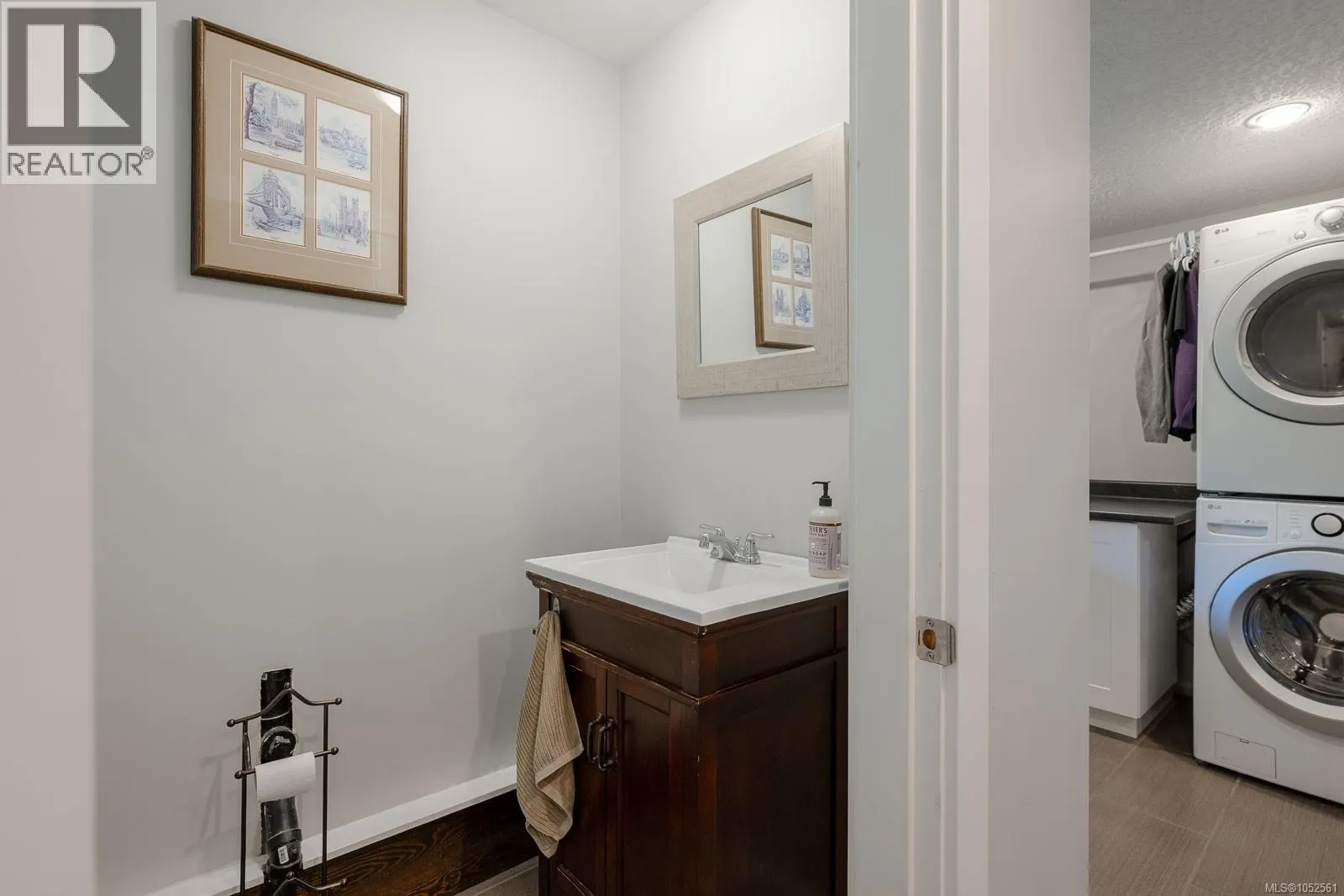 1035 Briarwood Cres